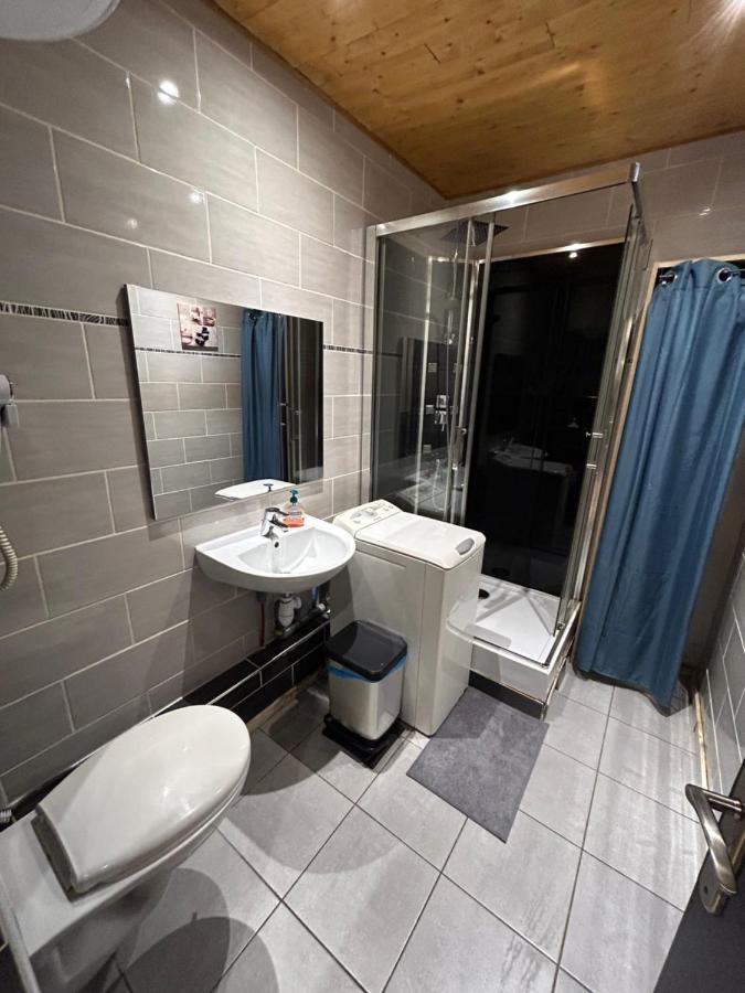 Appartement De Luxe En R/C Idealment Place En Hyper Centre Lourdes Eksteriør billede